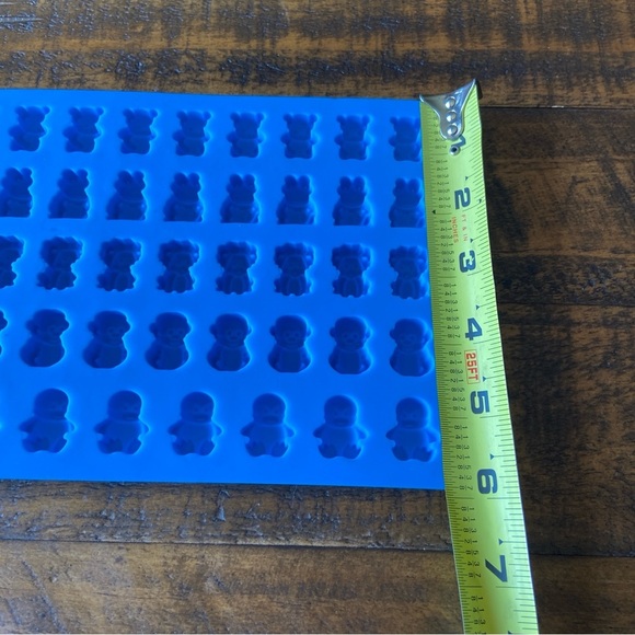 Silicone Gummy Molds - Chocolate Molds- Bears, Frogs, Lions, Monkeys, Penguins - Picture 6 of 6